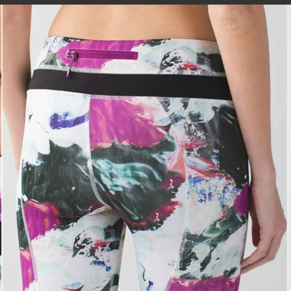 Lululemon Run: Inspire Crop II *All Full-On LuxtremePigment Wave Multi /Black 6 - Picture 3 of 11